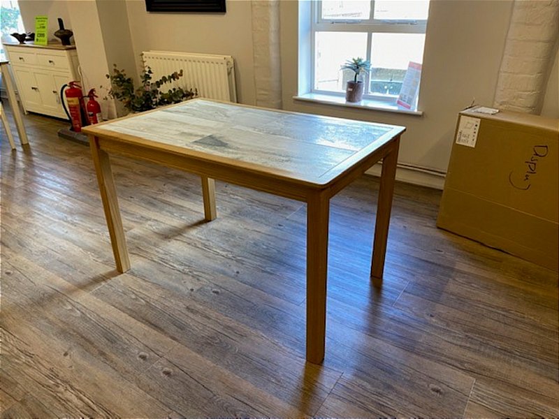 Anbercraft - Beaumont Tile Top Dining Table 