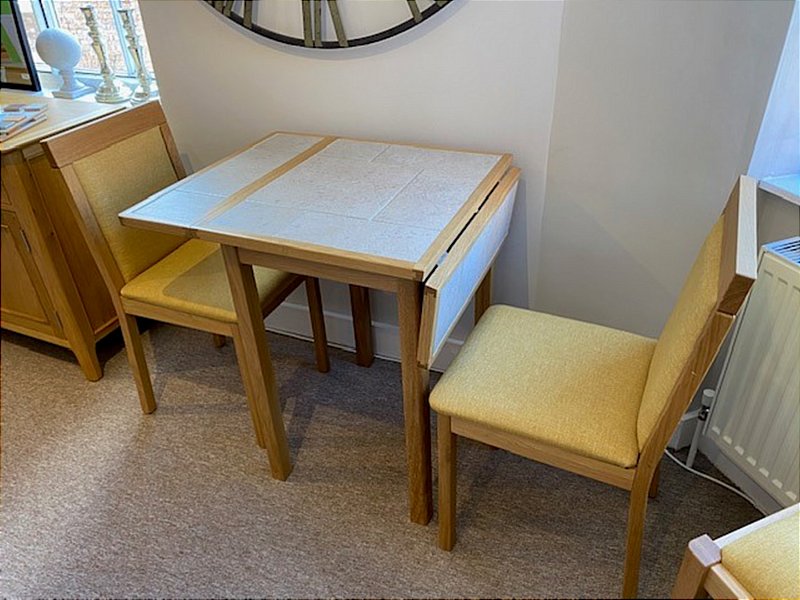 Anbercraft - Beaumont Drop Leaf Table and Chairs 